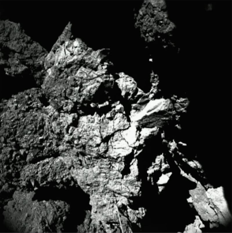 Illustration for article titled Las primeras imágenes desde la superficie del cometa 67P